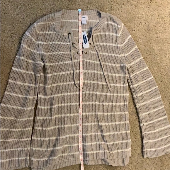 Old Navy Gray Striped Bell Sleeve Sweater, M, BNWT - Picture 5 of 5